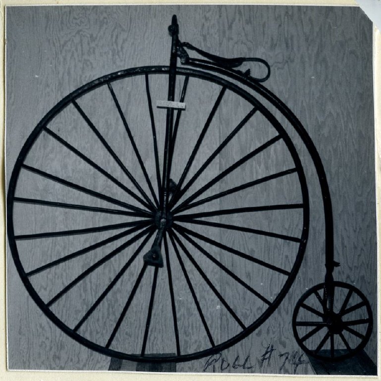 Image of a penny farthing