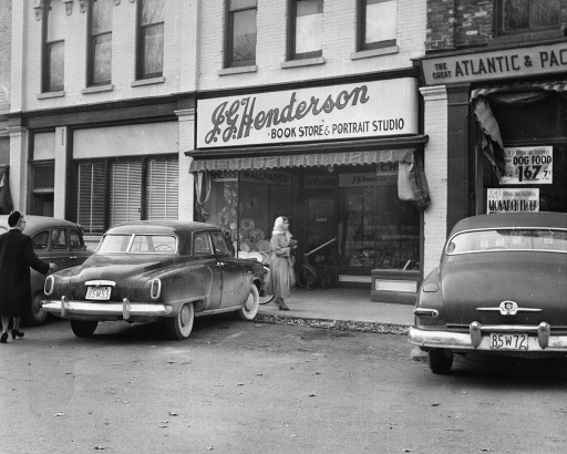 photo of JG Henderson book store and studio storefront